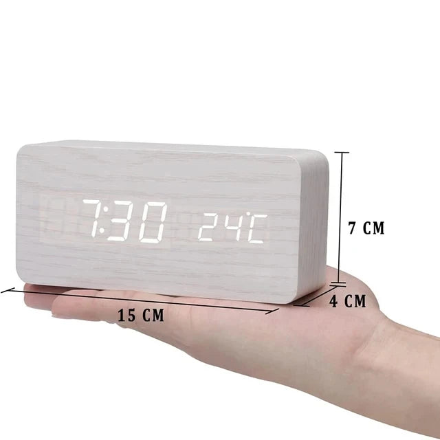 EcoLED Clock - Digitalt trälarm med röststyrning MILA Sverige