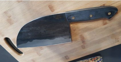 Handsmidd kolstål kockkniv Carvallo