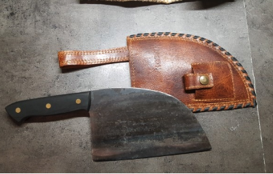Handsmidd kolstål kockkniv Carvallo