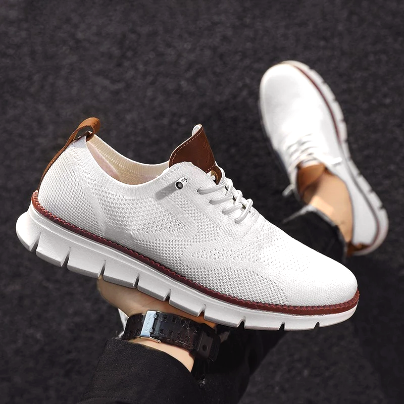 "Stilrena herr urban sneakers i syntetiskt material, svarta, med andningsbar design för maximal komfort och hållbarhet."
